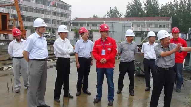 安徽宿揚高速施工現(xiàn)場 安徽宿揚高速施工現(xiàn)場